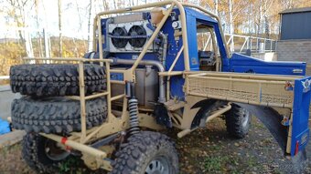 Mercedes G rally  raid - díly - 8