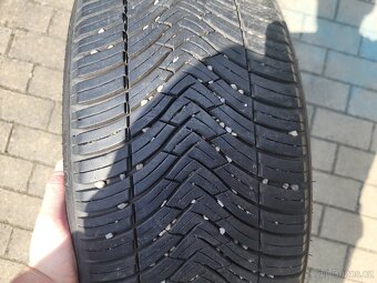 1 kus pneu Triangle SeasonX 235/50/18 - 8