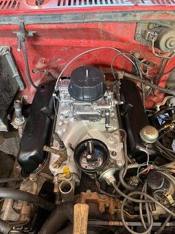 Ford f150 1985 5.8 V8 - 8