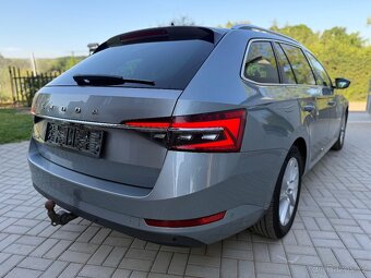 Škoda Superb 2.0 TDi 110KwDSG/Virtual/Alcantra/Tažný/Matrix/ - 8