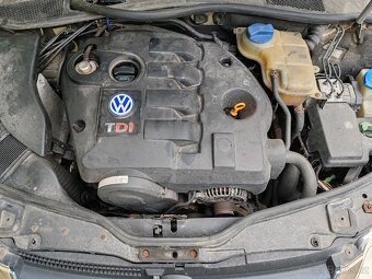 VW Passat B5.5 1.9 TDi 6kvalt.manuál - 8