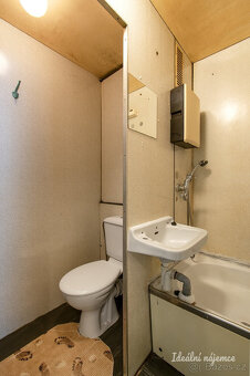 Pronájem bytu 2+kk, V Zápolí, Michle, 15500 Kč/měs, 40 m2 - 8