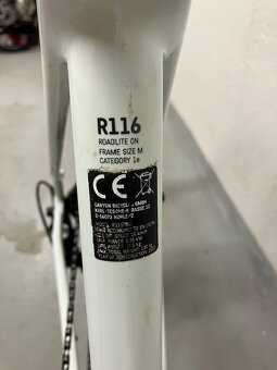 Lehké elektrokolo Canyon 15,6 kg - 8