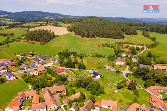 Prodej pozemku k bydlení, 1240 m², Zálezly - 8