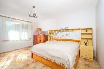 Prodej půvabné chalupy hodinu od Prahy v Malém Ježově, obec - 8