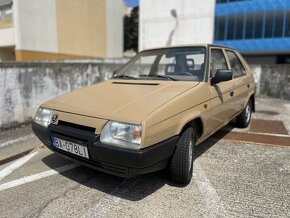 Nová Škoda Favorit 136L 1990, Najeto: 730 km - 8