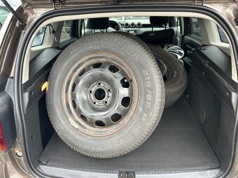 Dacia Duster 1.3 tce 4x4 40600 km LED, alu..21ROK - 8