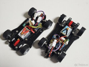 Autíčka na autodráhy 1:32 - 8