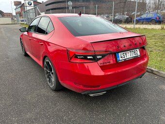 Škoda Superb 3 2.0 tsi sportline rezervovano - 8