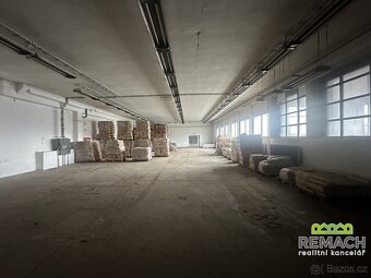 Pronájem sklady,výroba,venkovní plochy, kanceláře,5 500 m2 - - 8