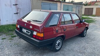 Škoda Forman, Favorit 135 LXi - 8