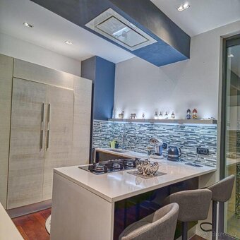 Luxusní vila na prodej – Korčula | 1. řada u moře | 4 ložnic - 8