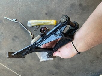 Jawa pařez 550 /555 - 8