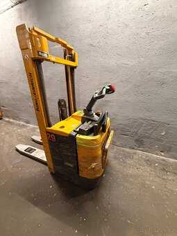 Vysokozdvižný vozík Jungheinrich za 36.000kč - 8