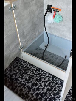 Obytné sebestačné IVECO daily - 8