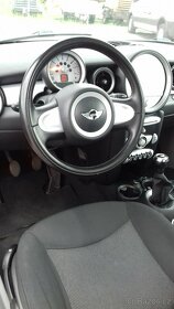 MINI COOPER R56 1,6L 2009 1.majitel TOP STAV panorama - 8