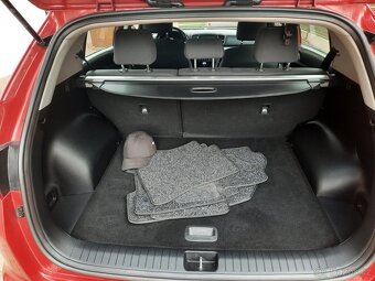 Kia sportage 1,6i 99kw r.v 12/2016 naj 70t benzín - 8