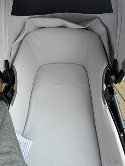 Kočárek Bugaboo Fox 3 komplet - 8