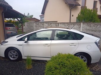 Toyota Prius - 8