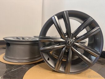 original alu vw passat r18 3G0601025K Dartford - 8
