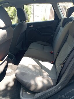 Ford Focus - 8