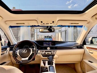 Lexus ES 350 V6 3.5L - 8