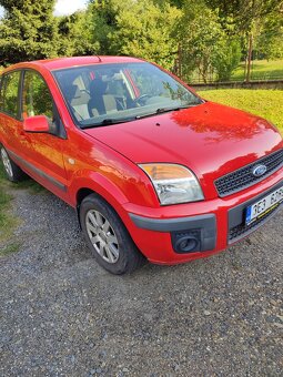 Ford Fusion - 8