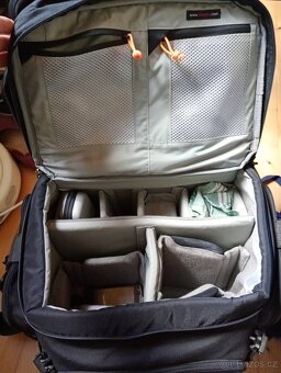 Prodám fotobrašnu Lowepro Magnum 400 AW. - 8