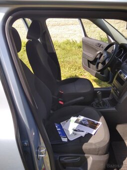 ŠKODA YETI TSI 1.2 77 KW NAJETO 103 400Km NEHAVAROVANÉ - 8