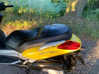 Yamaha xmax 250 - 8
