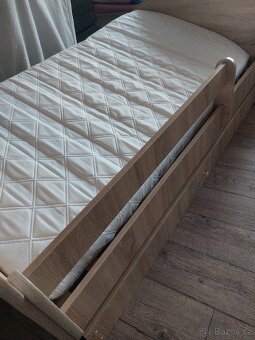 Detska postel s vyrezanim + matrace - 8