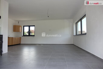 Prodej rodinného domu 5+kk, Libež, okr. Benešov - 8