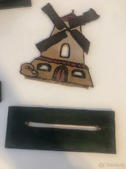 stare rucne malovane drevene figurky - 8