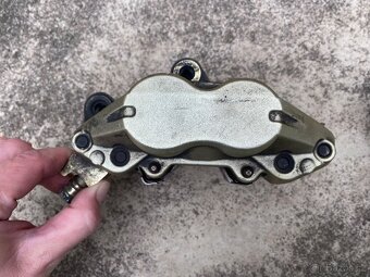 Moto Guzzi Griso 850 díly - 8