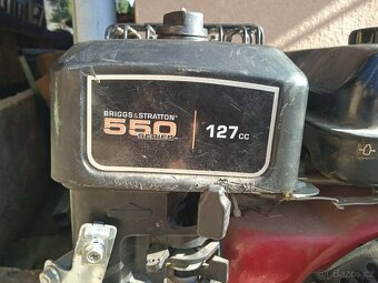Briggs Stratton - 8