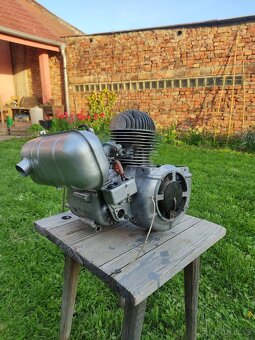 Motor Manet Tatran 125 - 8
