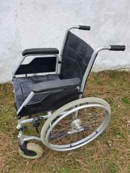 ŠIROKÝ značkový skládací invalidní vozík PLNÁ KOLA - 8