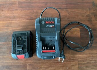 Bosch Professional Procore 5,5ah baterie + nabíječka - 8