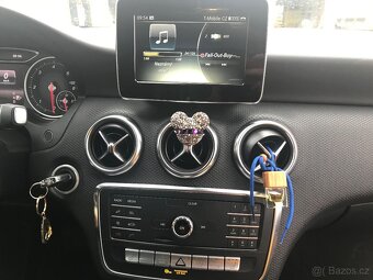 Mercedes-Benz A180d 80kW STYLE - 8