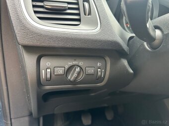 Volvo V40 1.6 nafta 2013 - 8