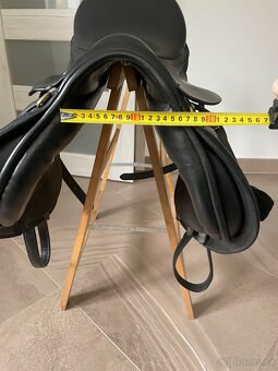 UNIVERZALNI SEDLO EURORIDING TOPAS POSEDLI 17 KOMORA 3 do “U - 8