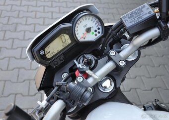 Yamaha FZ 8 N benzín 78 kw - 8