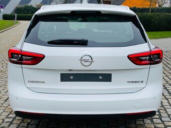 Opel Insignia 2.0CDTi 125KW MANUÁL KAMERA VÝHŘEV SERVISKA - 8