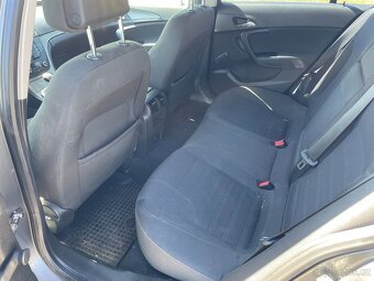 Opel Insignia A 1.8i 103kW Rok 2009 Náhradní díly - 8