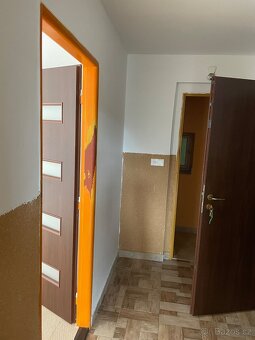 Pronajmu 2+1 Úpice - 8