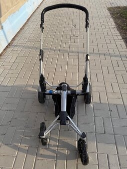 Kočárek Patron - 8