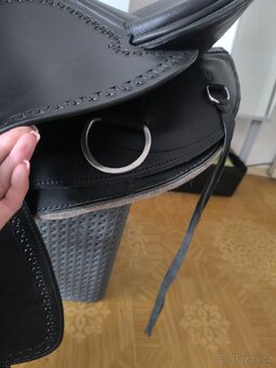 Westernové sedlo na krátké široké koně - 8
