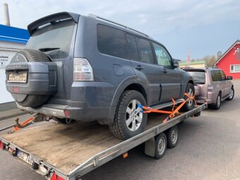 Mitsubishi Pajero 4 - náhradní díly - 8