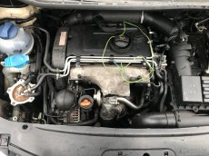 VW TOURAN DSG 2,0TDI 103kW 2004 7MIST BKD - NA DILY - 8