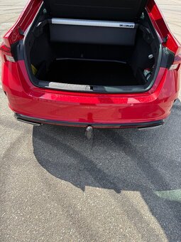 Škoda Octavie IV RS pravidelně servisováno - 8